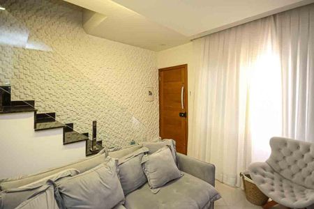 Casa de condomínio à venda com 76m², 2 quartos e 1 vagaSala