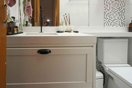 Casa de condomínio à venda com 76m², 2 quartos e 1 vagaBanheiro Social