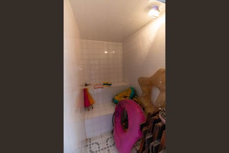 Casa de condomínio à venda com 212m², 3 quartos e 2 vagasSauna