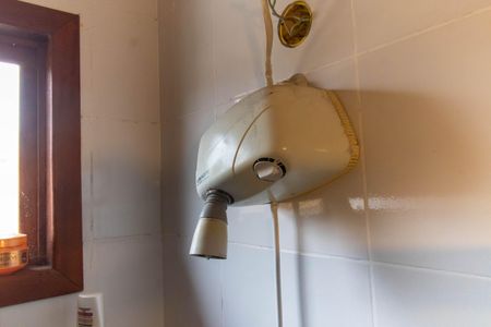 Casa de condomínio à venda com 212m², 3 quartos e 2 vagasChuveiro