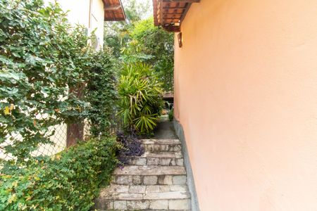 Casa de condomínio à venda com 212m², 3 quartos e 2 vagasÁrea externa