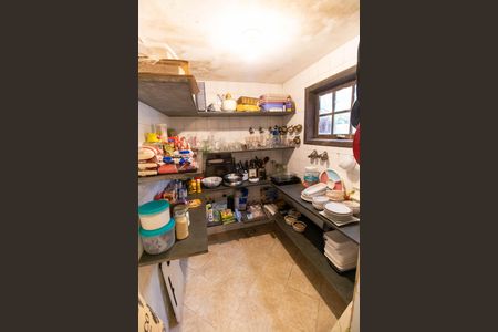 Casa de condomínio à venda com 212m², 3 quartos e 2 vagasDespensa