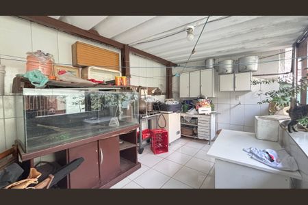 Casa à venda com 102m², 2 quartos e 2 vagasQuintal