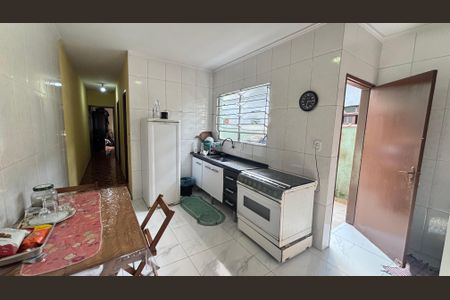 Casa à venda com 102m², 2 quartos e 2 vagasCozinha