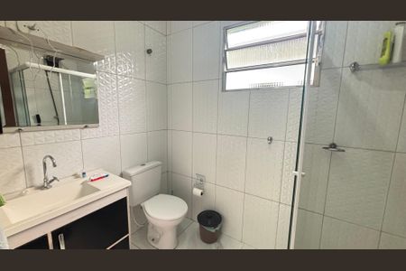 Casa à venda com 102m², 2 quartos e 2 vagasBanheiro