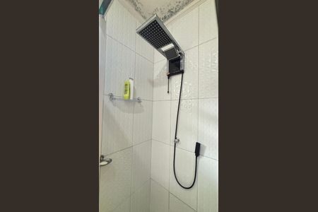 Casa à venda com 102m², 2 quartos e 2 vagasBanheiro