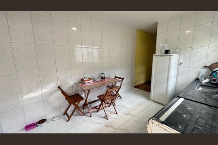 Casa à venda com 102m², 2 quartos e 2 vagasCozinha