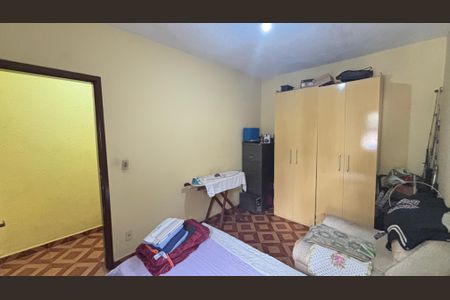 Casa à venda com 102m², 2 quartos e 2 vagasQuarto 2