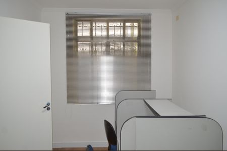 Casa à venda com 190m², 3 quartos e 1 vagaEscritório