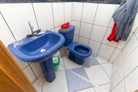 Casa à venda com 52m², 2 quartos e 1 vaga Casa à venda com 52m², 2 quartos e 1 vagaBanheiro 2