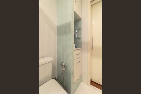 Apartamento à venda com 110m², 3 quartos e 3 vagasBanheiro da Suíte