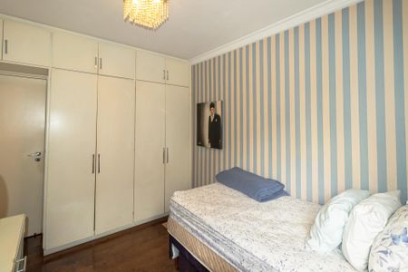 Apartamento à venda com 110m², 3 quartos e 3 vagasQuarto 2