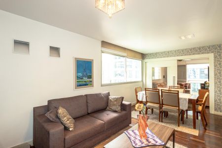 Apartamento à venda com 110m², 3 quartos e 3 vagasSala