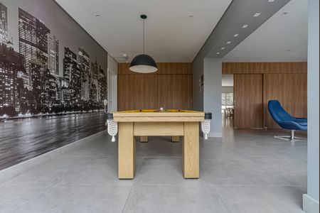 Apartamento à venda com 54m², 2 quartos e 1 vaga Apartamento à venda com 54m², 2 quartos e 1 vagaÁrea comum - Salão de Jogos