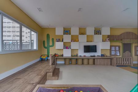Apartamento à venda com 54m², 2 quartos e 1 vaga Apartamento à venda com 54m², 2 quartos e 1 vagaÁrea comum - Brinquedoteca