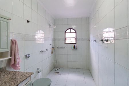 Casa à venda com 209m², 3 quartos e 3 vagasBanheiro