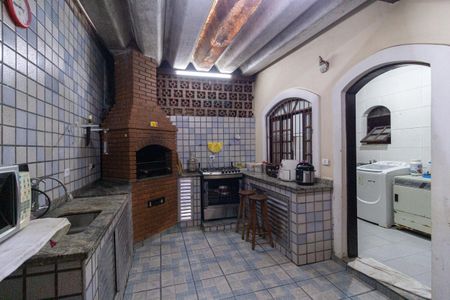 Casa à venda com 209m², 3 quartos e 3 vagasQuintal