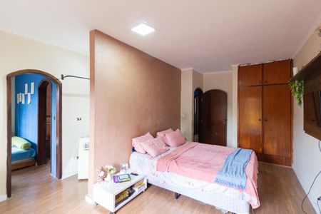 Casa à venda com 209m², 3 quartos e 3 vagasSuíte