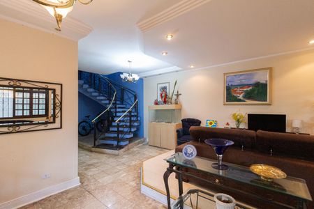 Casa à venda com 209m², 3 quartos e 3 vagasSala