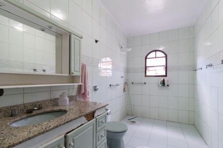 Casa à venda com 209m², 3 quartos e 3 vagasBanheiro