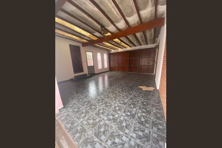 Casa à venda com 290m², 4 quartos e 5 vagasGaragem