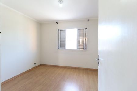 Casa à venda com 150m², 4 quartos e 2 vagas Casa à venda com 150m², 4 quartos e 2 vagasQuarto 2