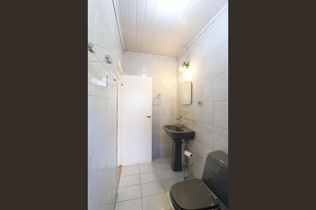 Casa à venda com 150m², 4 quartos e 2 vagas Casa à venda com 150m², 4 quartos e 2 vagasBanheiro da Suíte