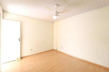 Casa à venda com 150m², 4 quartos e 2 vagas Casa à venda com 150m², 4 quartos e 2 vagasSuíte