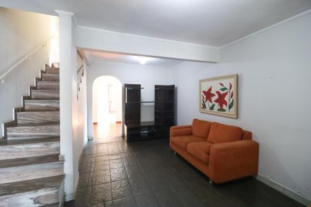 Casa à venda com 150m², 4 quartos e 2 vagas Casa à venda com 150m², 4 quartos e 2 vagasSala