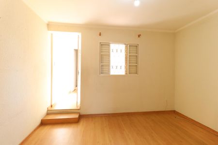 Casa à venda com 150m², 4 quartos e 2 vagas Casa à venda com 150m², 4 quartos e 2 vagasQuarto 1