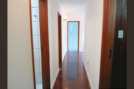 Apartamento à venda com 150m², 4 quartos e 1 vagaCorredor
