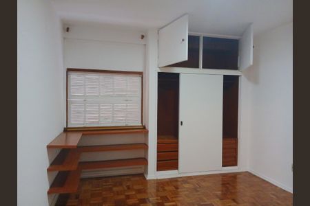 Apartamento à venda com 150m², 4 quartos e 1 vagaQuarto 2