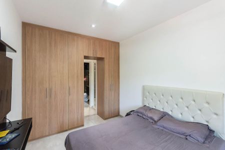 Apartamento à venda com 60m², 1 quarto e 1 vagaQuarto