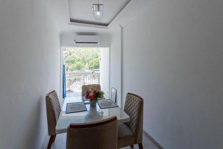 Apartamento à venda com 60m², 1 quarto e 1 vagaSala