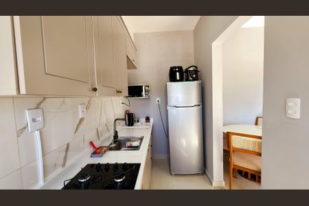 Apartamento à venda com 48m², 2 quartos e 1 vagaCozinha e Área de Serviço