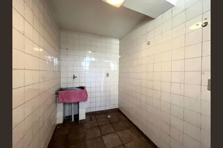 Casa à venda com 144m², 3 quartos e 2 vagas Casa à venda com 144m², 3 quartos e 2 vagasÁrea de Serviço