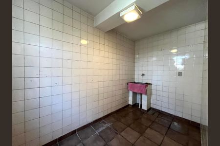 Casa à venda com 144m², 3 quartos e 2 vagas Casa à venda com 144m², 3 quartos e 2 vagasÁrea de Serviço