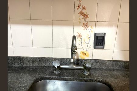 Casa à venda com 144m², 3 quartos e 2 vagas Casa à venda com 144m², 3 quartos e 2 vagasCozinha