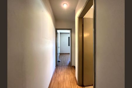 Casa à venda com 144m², 3 quartos e 2 vagas Casa à venda com 144m², 3 quartos e 2 vagasCorredor