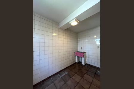 Casa à venda com 144m², 3 quartos e 2 vagas Casa à venda com 144m², 3 quartos e 2 vagasÁrea de Serviço