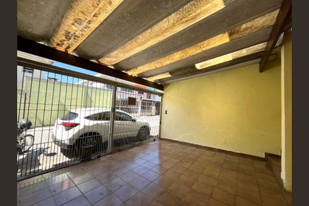 Casa à venda com 144m², 3 quartos e 2 vagas Casa à venda com 144m², 3 quartos e 2 vagasGaragem