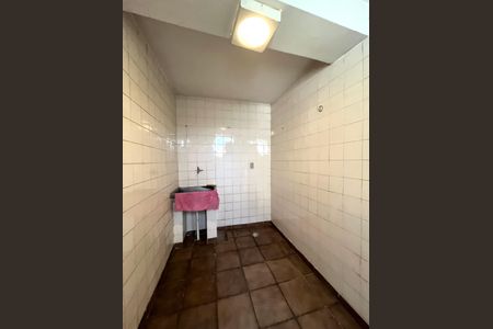 Casa à venda com 144m², 3 quartos e 2 vagas Casa à venda com 144m², 3 quartos e 2 vagasÁrea de Serviço