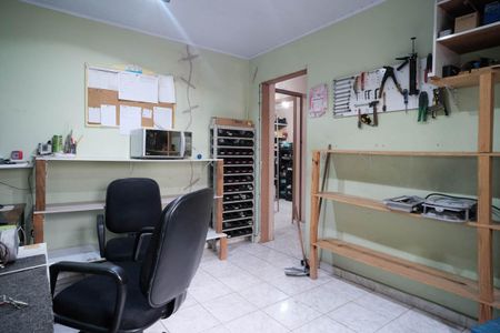 Casa à venda com 600m², 4 quartos e 3 vagasEscritório