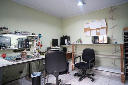 Casa à venda com 600m², 4 quartos e 3 vagasEscritório