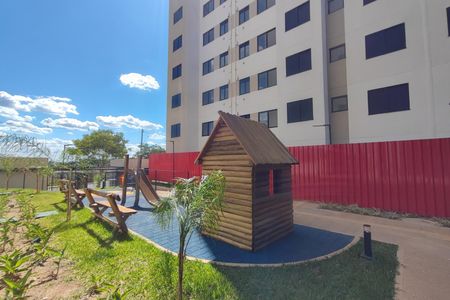 Apartamento para alugar com 45m², 2 quartos e 1 vaga Apartamento para alugar com 45m², 2 quartos e 1 vagaÁrea comum - Playground
