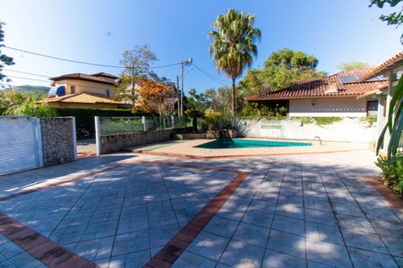 Casa de condomínio à venda com 320m², 5 quartos e 3 vagasÁrea externa