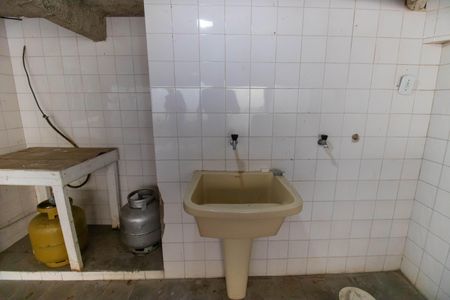 Casa de condomínio à venda com 320m², 5 quartos e 3 vagasÁrea de Serviço