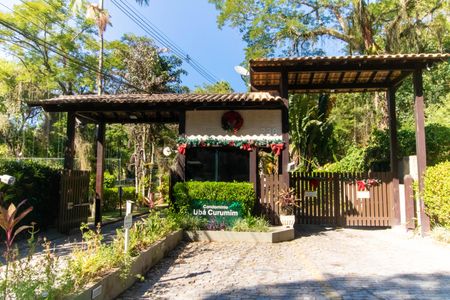 Casa de condomínio à venda com 320m², 5 quartos e 3 vagasFachada