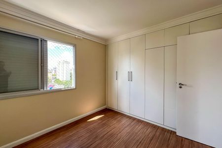 Apartamento à venda com 86m², 3 quartos e 1 vaga Apartamento à venda com 86m², 3 quartos e 1 vagaQuarto 2