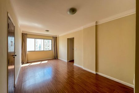 Apartamento à venda com 86m², 3 quartos e 1 vaga Apartamento à venda com 86m², 3 quartos e 1 vagaSala
